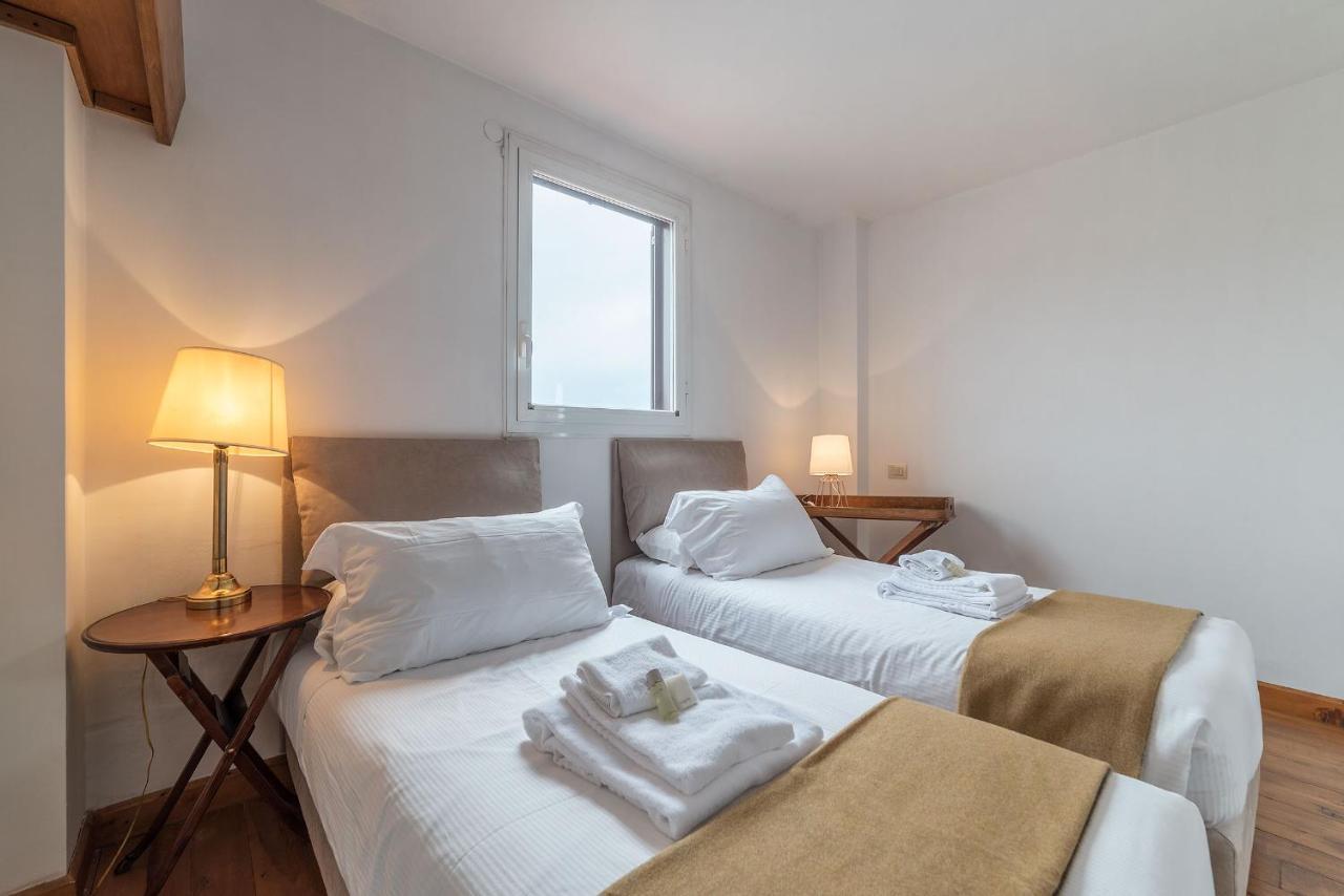 Paradiso Penthouse - Fromhometorome Lejlighed